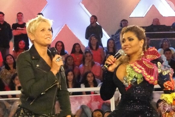 Gaby Amarantos contou à Xuxa que precisou emagrecer em função de problemas de saúde