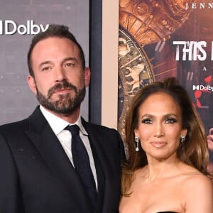Ben Affleck chegou ao limite com Jennifer Lopez e desistiu do casamento com a cantora.'Os sinais são claros: acabou. Eles estão se divorciando', diz tabloide