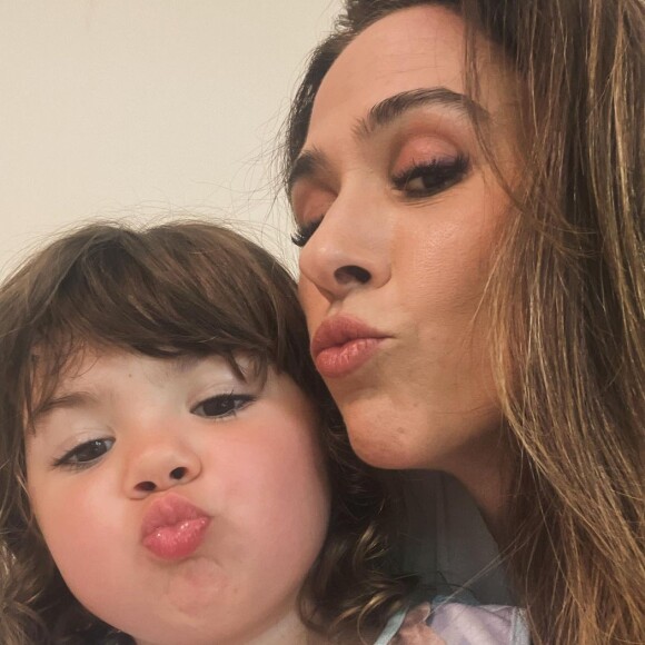 Segundo Tatá Werneck, ela e Rafa Vitti prezam pela privacidade da filha e por isso nem faz comercal com a criança