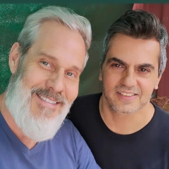 Nico Puig vive um relacionamento de quase 30 anos com o produtor Jeff Lattari. Os dois se casaram em 2016