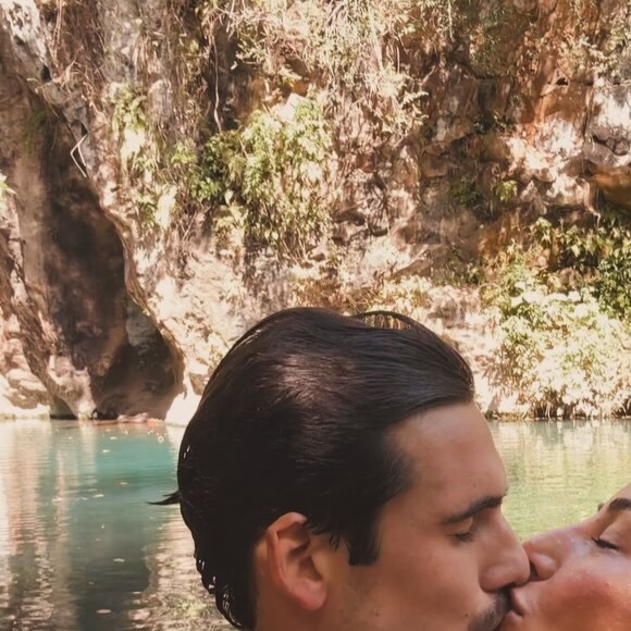 Sabrina Sato sobre namoro com Nicolas Prattes: 'Eu vou deixar de viver esse amor tão lindo que nunca vivi antes porque incomoda alguém?', disse à revista Vogue