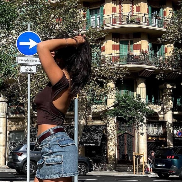 Irmã gata de Giullia Buscacio, Giovanna Buscacio tem mais de 300 mil seguidores