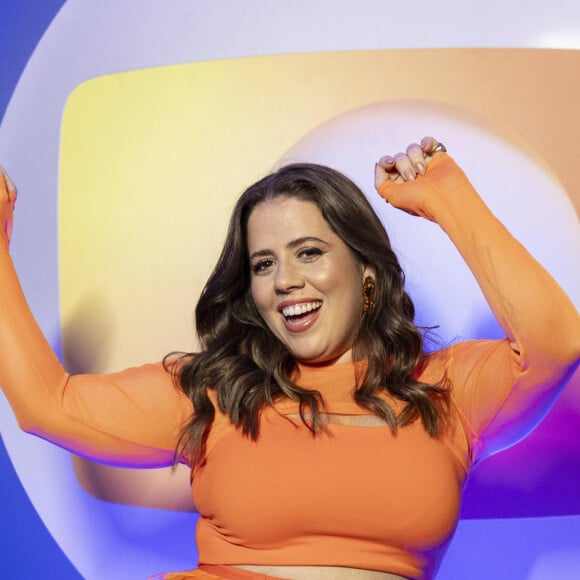 Tati Machado é dona de looks coloridos e confortáveis fora do 'Dança dos Famosos'