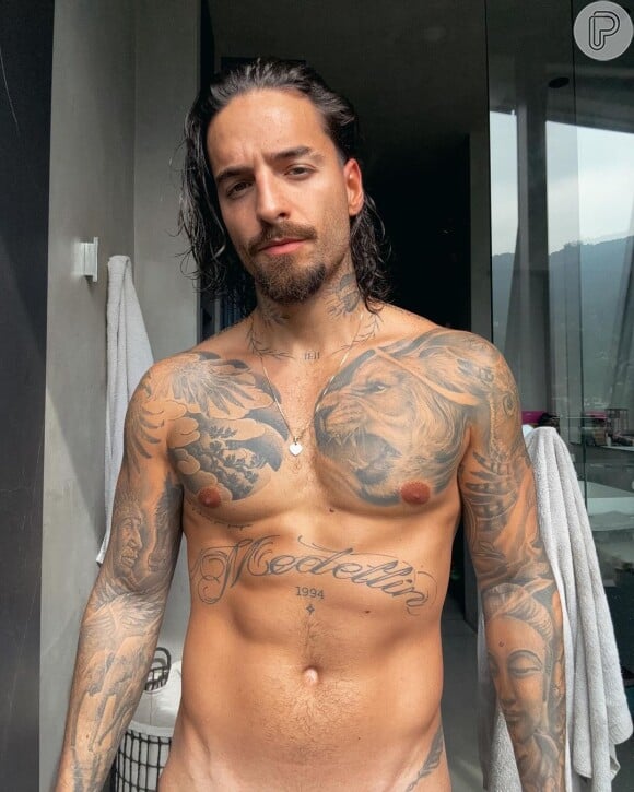 Maluma não dispensa cliques sensuais e nudez em suas redes sociais