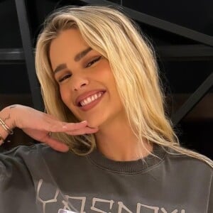 Yasmin Brunet deu detalhes do 'Baile da Sereia'