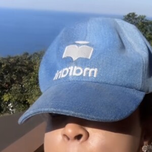 Preta Gil também deixou à mostra a cicatriz que tem no seio esquerdo, fruto do tratamento contra o câncer