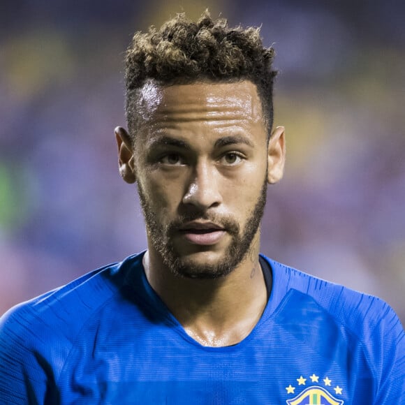 Neymar registrou Helena como filha, fruto de seu relacionamento com Amanda Kimberlly