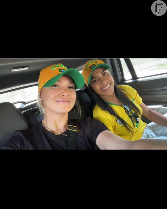 Namoro de Marta Silva e Carrie Lawrence: as duas jogadoras de futebol sempre compartilham momentos românticos nas redes sociais