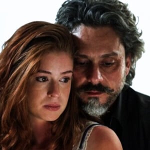 Marina Ruy Barbosa e Alexandre Nero protagonizaram cenas quentes na novela Império