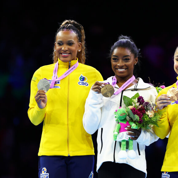 Rebeca Andrade 'assusta Biles' e apresenta ginasta como 'ícone brasileiro', afirma imprensa internacional; veja comentários!