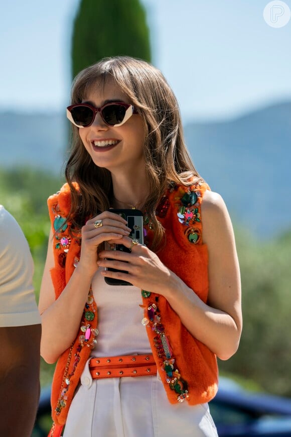 Protagonista de 'Emily em Paris', Lily Collins surge bem diferente em outros filmes