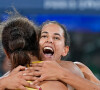 Olimpíadas 2024: Ana Patrícia e Duda venceram canadenses em jogo eletrizante de vôlei de praia nesta sexta-feira (9)