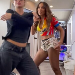 Até o presente momento, nem Bruna, nem Anitta, se pronunciou sobre os rumores.