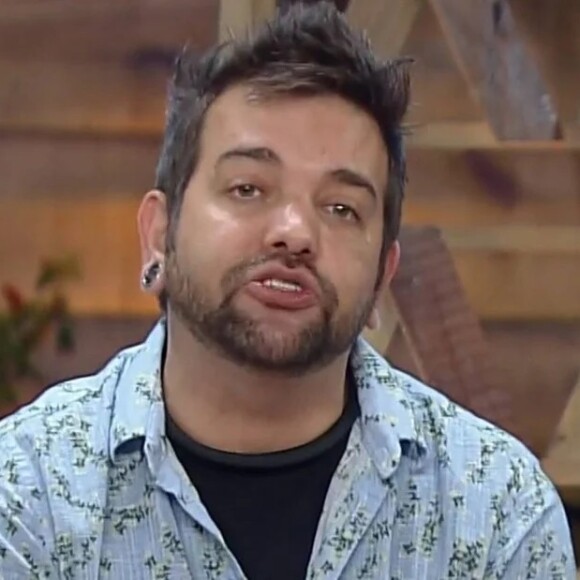 Sander Mecca participou de 'A Fazenda 15' e já foi preso acusado de tráfico de drogas.