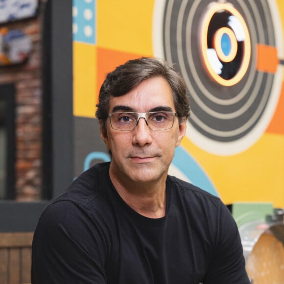 Rodrigo Dourado, que assumiu a direção geral do 'BBB' há dez anos e, há cinco, a direção artística do principal reality da Globo, será o novo diretor de Gênero Reality, responsável por 'Estrela da Casa' e o 'Big Brother Brasil'.