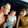 Malvino Salvador é pai de duas meninas: a caçula Ayra, com a lutadora Kyra Gracie, e Sofia, fruto do relacionamento do ator com a modelo Ana Ceolin