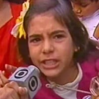 'Que Xou da Xuxa é esse?!': menina irritada vira meme em documentário das Paquitas, famosos reagem e mulher assume identidade. Saiba!