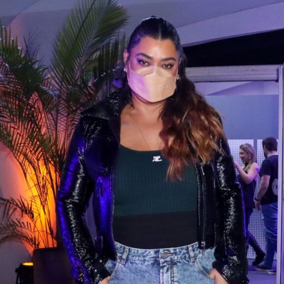 Preta Gil foi de máscara em tratamento contra câncer para o Rock in Rio