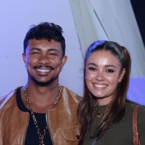 Rock in Rio 2024: Sophie Charlotte posou ao lado de Xamã com um cropped com calça jeans