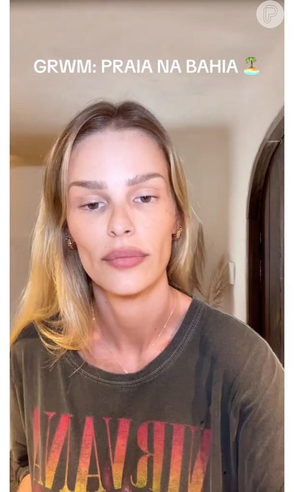 No próprio vídeo, Yasmin Brunet explicou que um dos lugares que mais mostram seu emagrecimento é no rosto e, por isso, tinham perdido volume