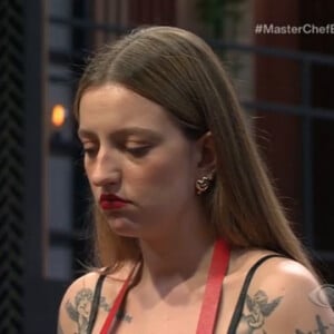 Carne crua e impossível de comer: o erro que custou a vaga de Gabriela no 'MasterChef Brasil 2024'