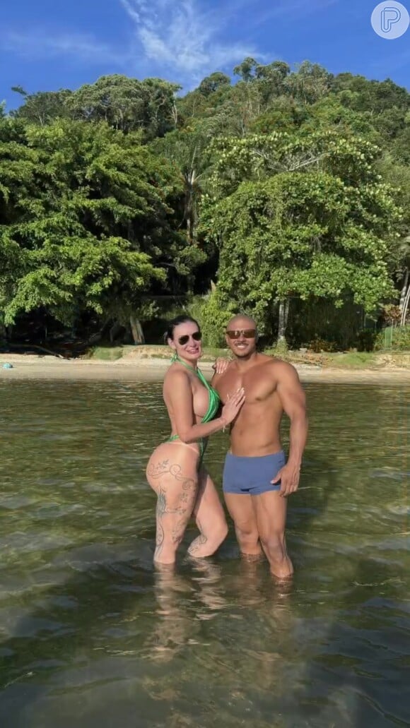 Andressa Urach afirmou que a separação com Lucas Matheus aconteceu porque ela tinha 'surtos' quando via o namorado gravar pornô com outras atrizes