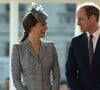 Kate Middleton e Príncipe William: duas pesquisas da revista britânica Hello! elegeram o casal como os membros mais gentis da Família Real