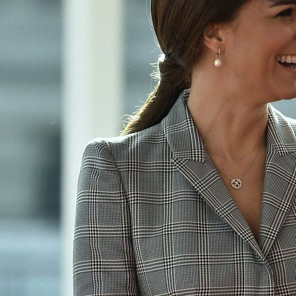 Kate Middleton e Príncipe William: duas pesquisas da revista britânica Hello! elegeram o casal como os membros mais gentis da Família Real