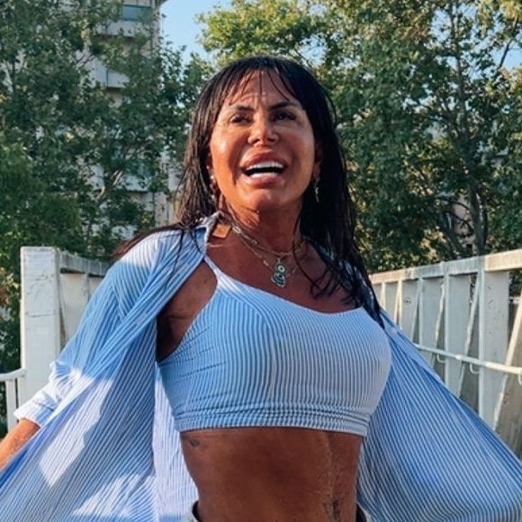 Gretchen tem 65 anos
