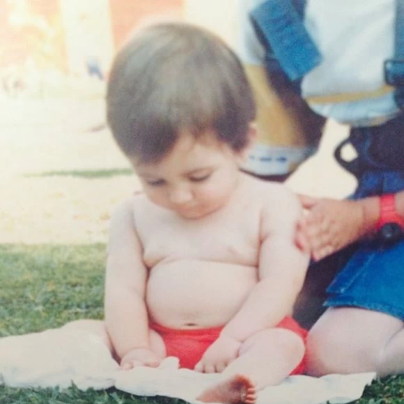 Foto de Nicole Bahls ainda bebê