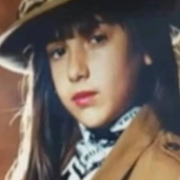 Nicole Bahls criança: ela já mostrava o talento para modelo desde a infância