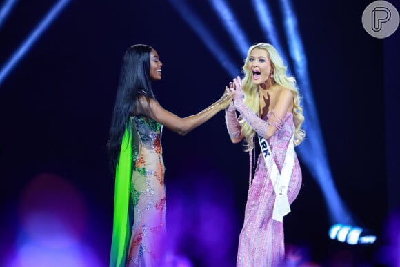 Victoria Kjaer Theilvig foi nomeada a 73ª Miss Universo no concurso de 16 de novembro realizado na Arena CDMX na Cidade do México, no México