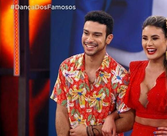 Natacha Horana teve  breve passagem pelo programa "Dança dos Famosos" em 2018 e enfrentou uma série de desafios durante sua participação.