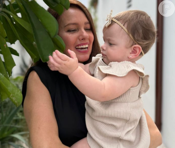 Elena Toledo com a neta, Nala