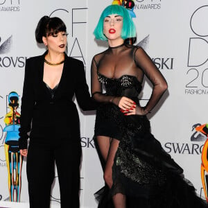 Lady Gaga e Natali Germanotta são irmãs com 6 anos de diferença e rostos 'similares'