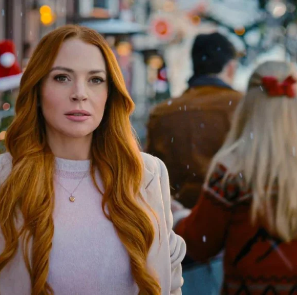 Lindsay Lohan é a estrela de 'Nosso Segredinho' e 'Uma Quedinha de Natal', na Netflix