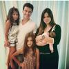 Rodrigo Faro publica foto com Veral Viel e as filhas, Clara, Maria e Helena