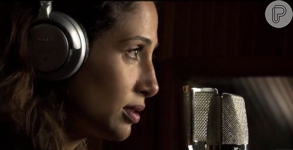 Camila Pitanga grava música 'Morada Boa' para trilha sonora do filme 'Uma História de Amor e Fúria' estreado em 5 de abril de 2013