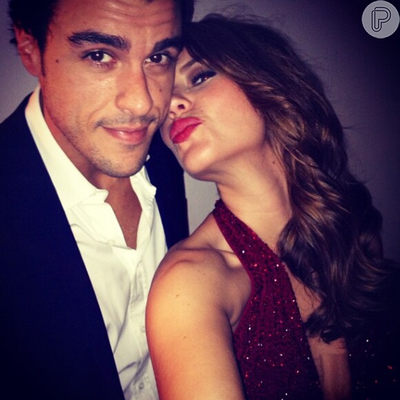 Paolla Oliveira também publicou uma foto com o namorado, Joaquim Lopes