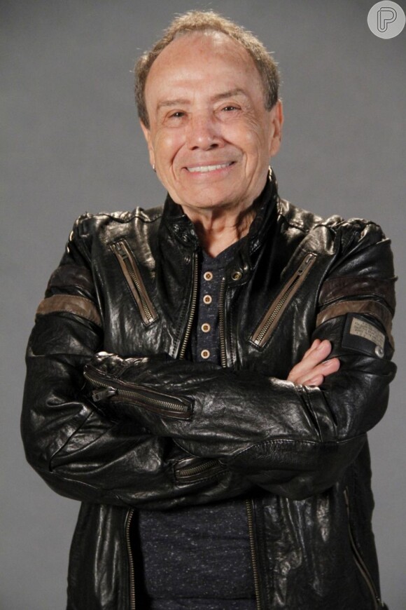 Stênio Garcia completa 81 anos neste domingo, 28 de abril de 2013. Feliz aniversário!