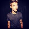Justin Bieber tem a palavra 'believe' (acreditar, em português) tatuada no braço esquerdo