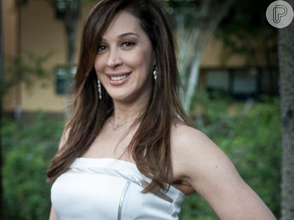 Ana Maria Braga anunciou em seu Facebook a presença da amiga Claudia Raia no 'Mais Você' em 15 de maio de 2013