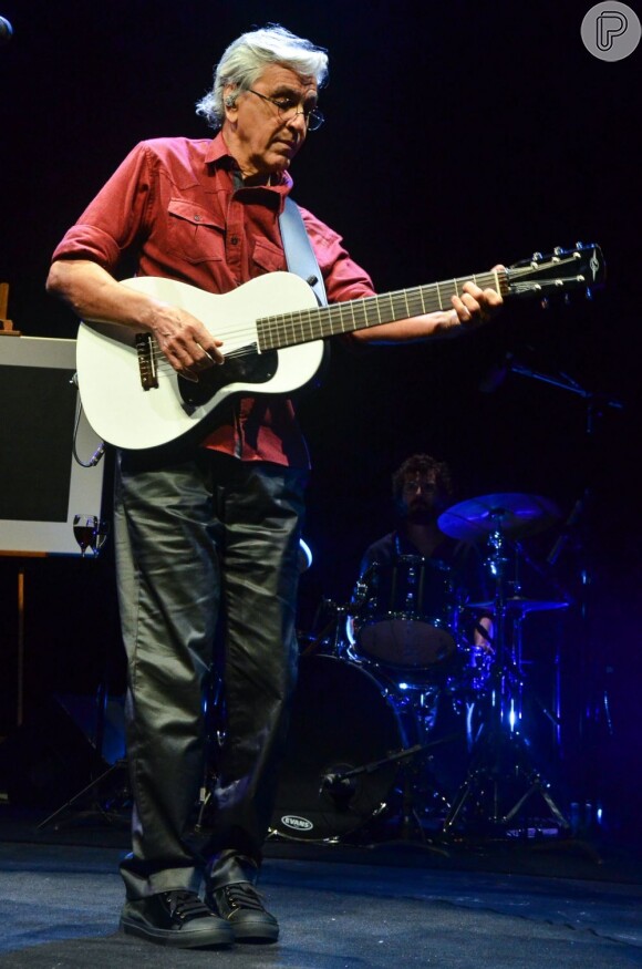 Caetano Veloso está em turnê de divulgação de seu álbum 'Abraçaço'
