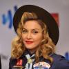 A grife de Madonna se chama 'Material Girl' e as peças são inspiradas nos anos 80