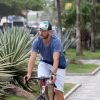 Hilbert passeia de bicicleta pelo Leblon. O seu lugar preferido para pedalar é a Vista Chinesa, no Rio