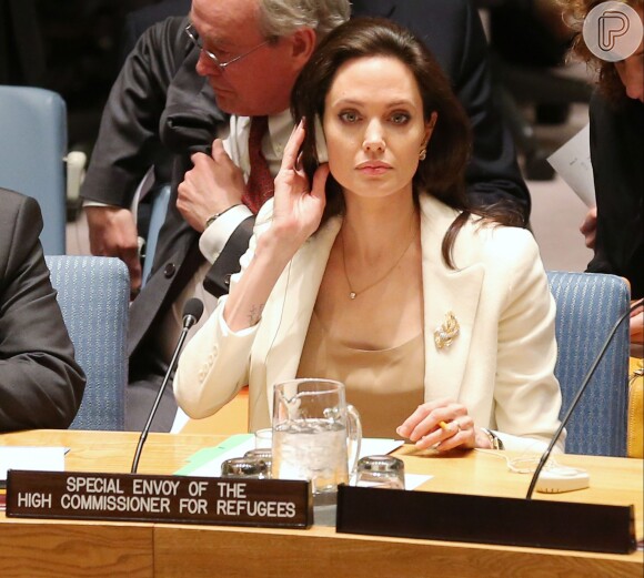 A atriz Angelina Jolie já fez onze visitas a refugiados sírios na área desde o início da crise em 2011