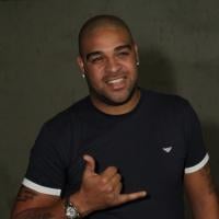 Adriano acumula 11 multas por excesso de velocidade em carrão de R$ 270 mil