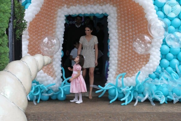 Filha de Carol Celico e Kaká, Isabella, faz 4 anos e ganha festa de princesa em São Paulo