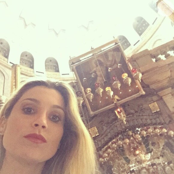 Flávia Alessandra visitou o Santo Sepulcro, em Jerusalém