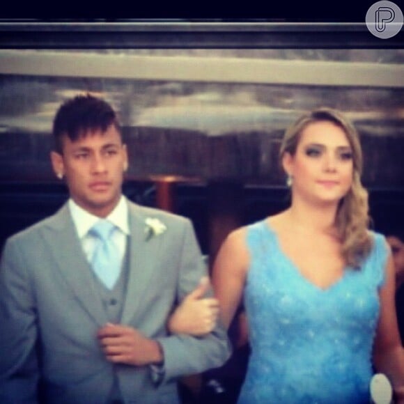 Neymar e Carol Dantas, a mãe do seu filho, Davi Lucca, foram padrinhos de casamento de Ganso neste sábado, 25 de maio de 2013, em Caraguatatuba, no litoral de São Paulo